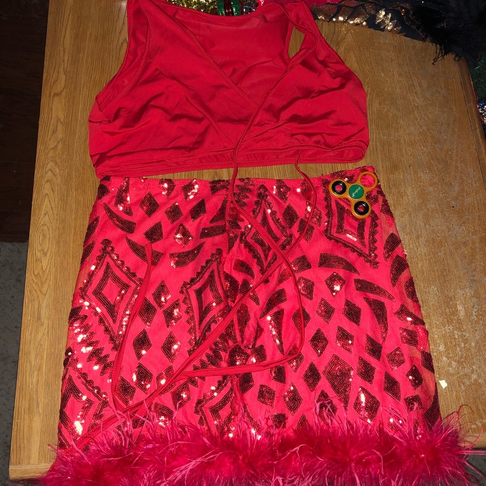 Two piece skirt set